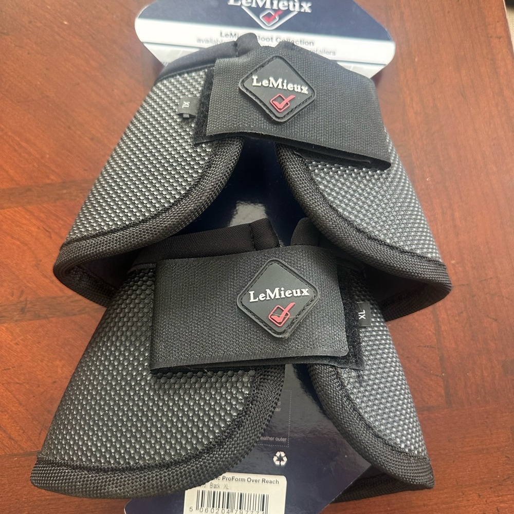 LeMieux Ballistic ProForm over reach bell boots - Picture 6 of 9